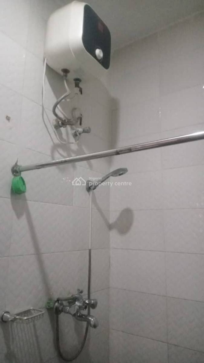 3 Bed Flat, George Crescent Estate, Agidingbi, Ikeja, Lagos, Flat / Apartment for Rent