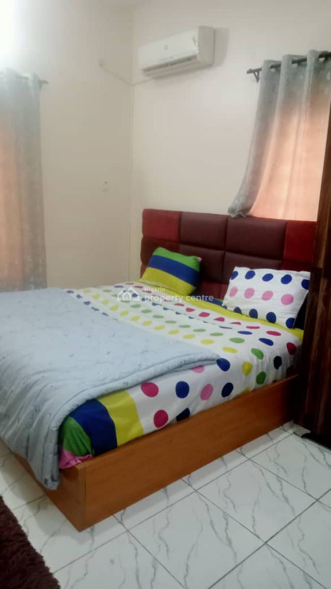 3 Bed Flat, George Crescent Estate, Agidingbi, Ikeja, Lagos, Flat / Apartment for Rent