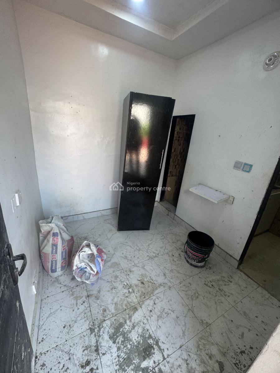 a Cozy Room Self Contained Suitable for a Young Lady, Secured Area, Ologolo, Lekki, Lagos, Self Contain (single Rooms) for Rent