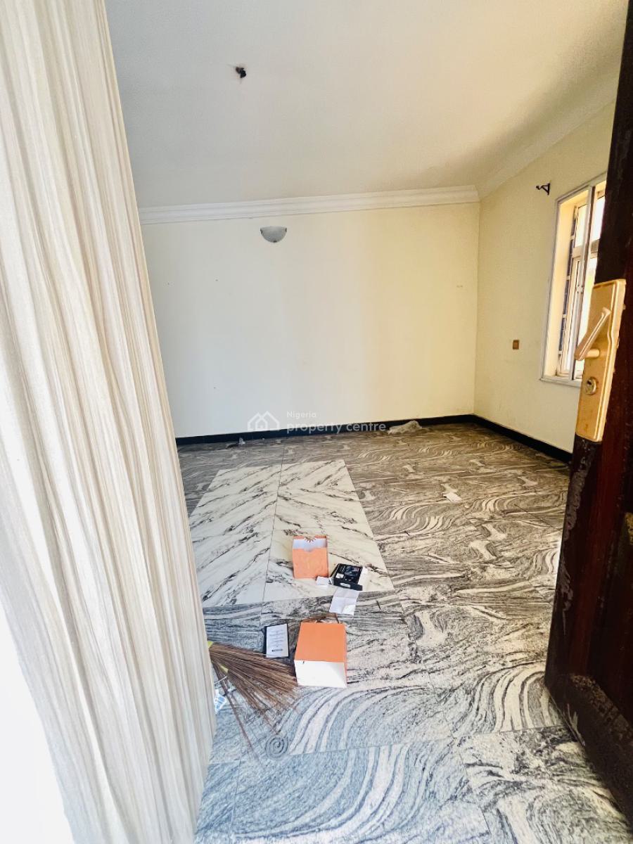 Well Maintained 3 Bedroom Flat, Opposite Buena Vista Estate Orchid Road, Lekki, Lagos, Flat / Apartment for Rent