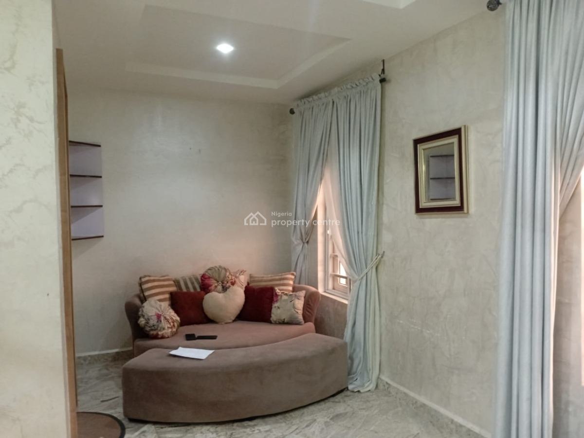 Standard 4-bedroom Partly Furnished Terrace Duplex, Guzape District, Abuja, Terraced Duplex for Rent