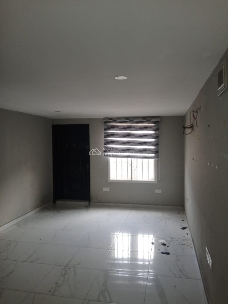 4 Bedrooms Semi Detached Duplex with a Room Bq, Royal Garden Estate, Ajah, Lagos, Semi-detached Duplex for Rent