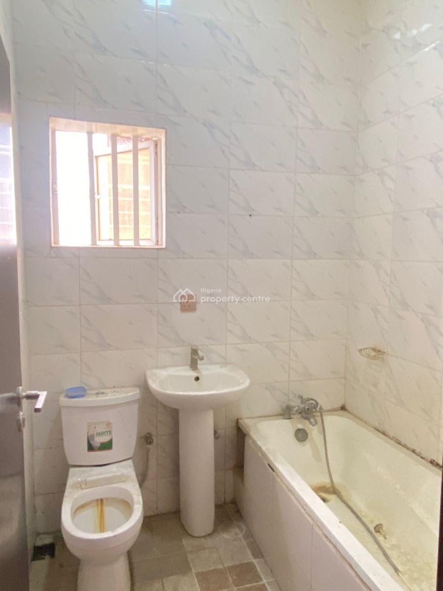 Spacious 3 Bedroom Apartment, Read The Brief, Orchid Road, Lekki, Lagos, Flat / Apartment for Rent