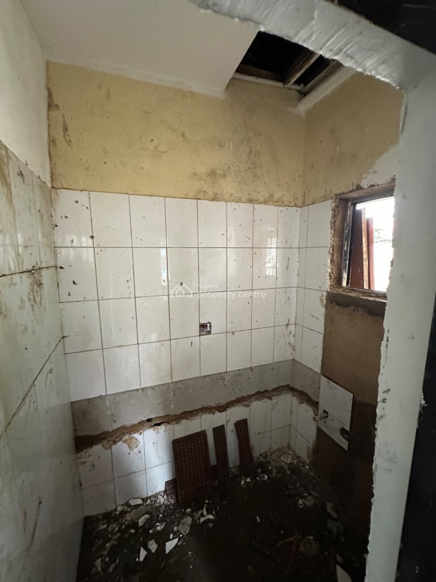 a Standard One Room Self Contain Apartment in a Nice Environment, Around Crush Cafe 1st Avenue, Gwarinpa, Abuja, Self Contain (single Rooms) for Rent