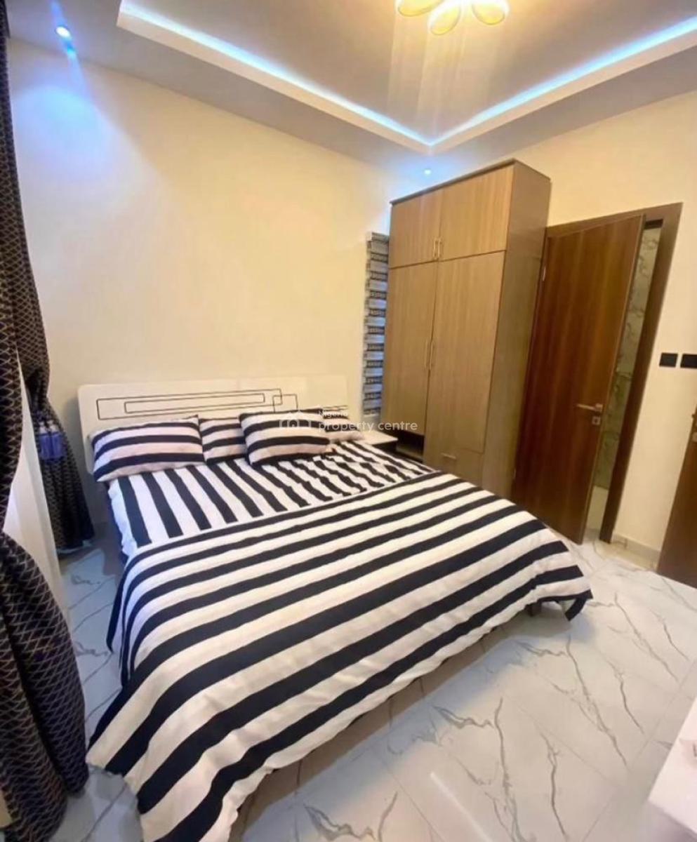 Luxuriously Furnished Miniflat;room & Parlour) in a Serene Location, Ologolo, Lekki, Lagos, Ologolo, Lekki, Lagos, Mini Flat (room and Parlour) for Rent