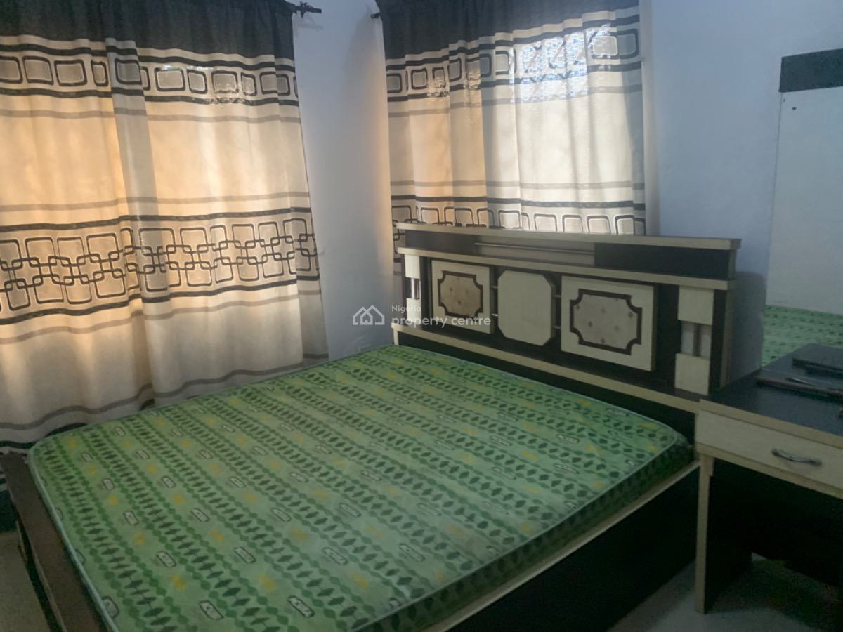 Room Available Weekly, Ado Road, Ajah, Lagos, Flat / Apartment Short Let