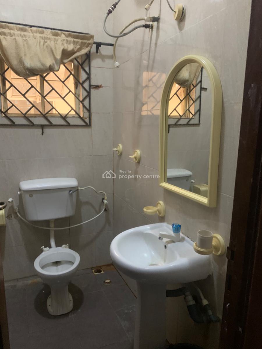 a Shared Room Available in Estate, Ado Road, Ajah, Lagos, Flat / Apartment for Rent