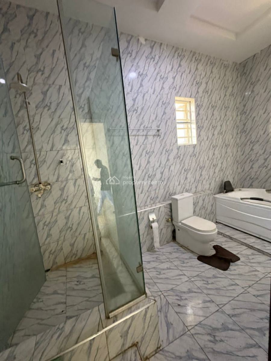 Spacious 2- Bedroom Apartment, Self Serviced, Ikate Elegushi, Lekki, Lagos, Flat / Apartment for Rent