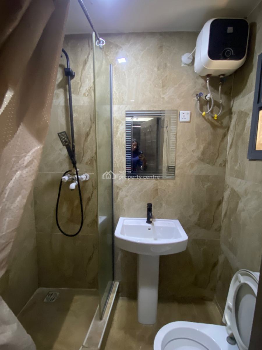 Lovely Studio Apartment with Kitchenette, Ikate, Lekki, Lagos, Self Contain (single Rooms) Short Let