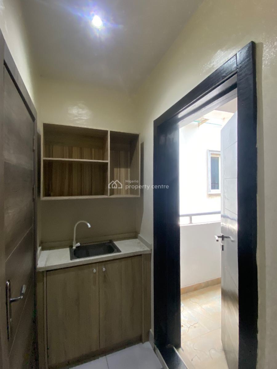 Lovely Studio Apartment with Kitchenette, Ikate, Lekki, Lagos, Self Contain (single Rooms) Short Let