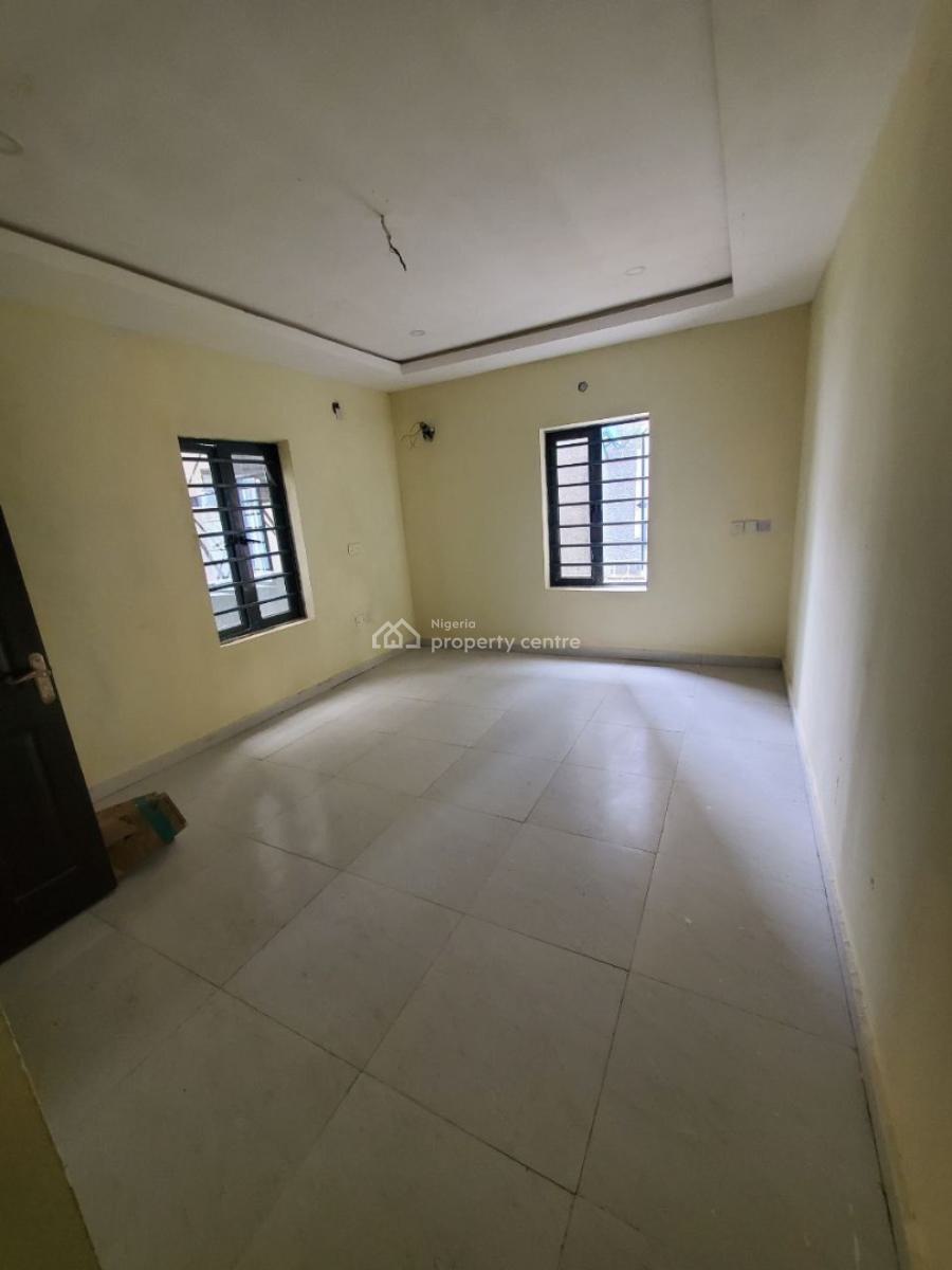 Spacious 3 Bedroom Apartment with Bq, Orchid Road, Lekki, Lagos, Flat / Apartment for Rent