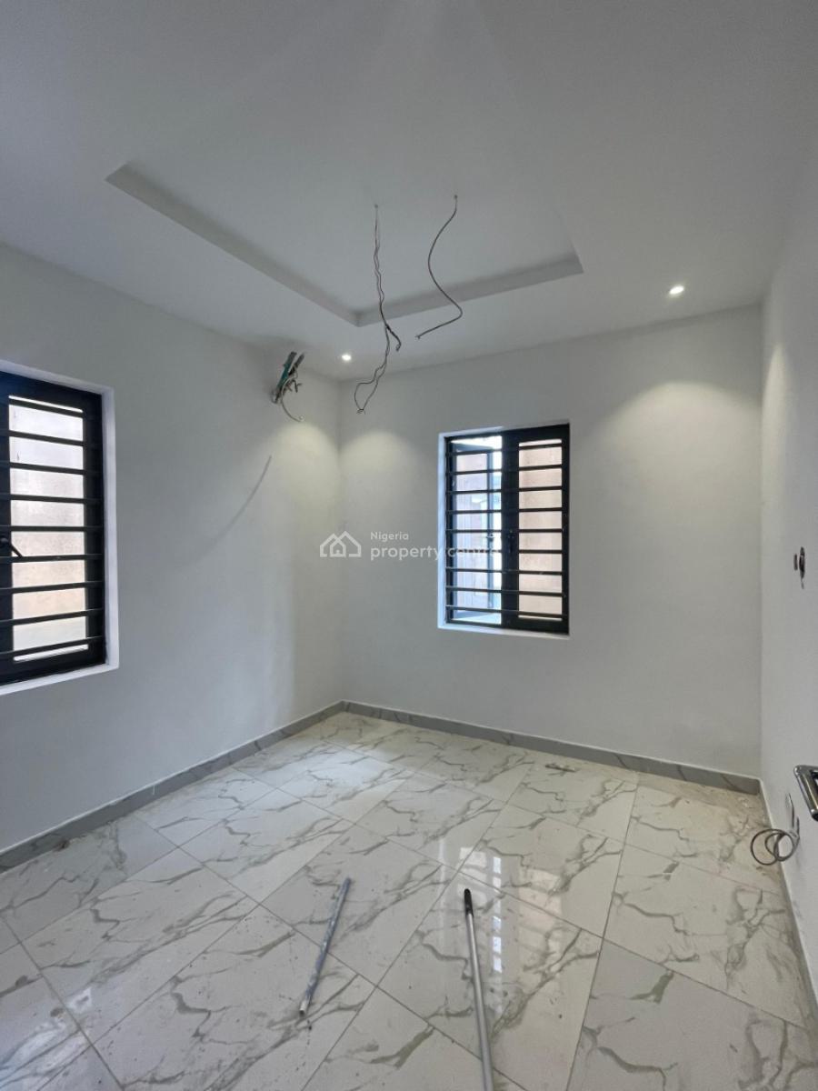 Shared Apartment Downstairs, Ologolo, Lekki, Lagos, Self Contain (single Rooms) for Rent