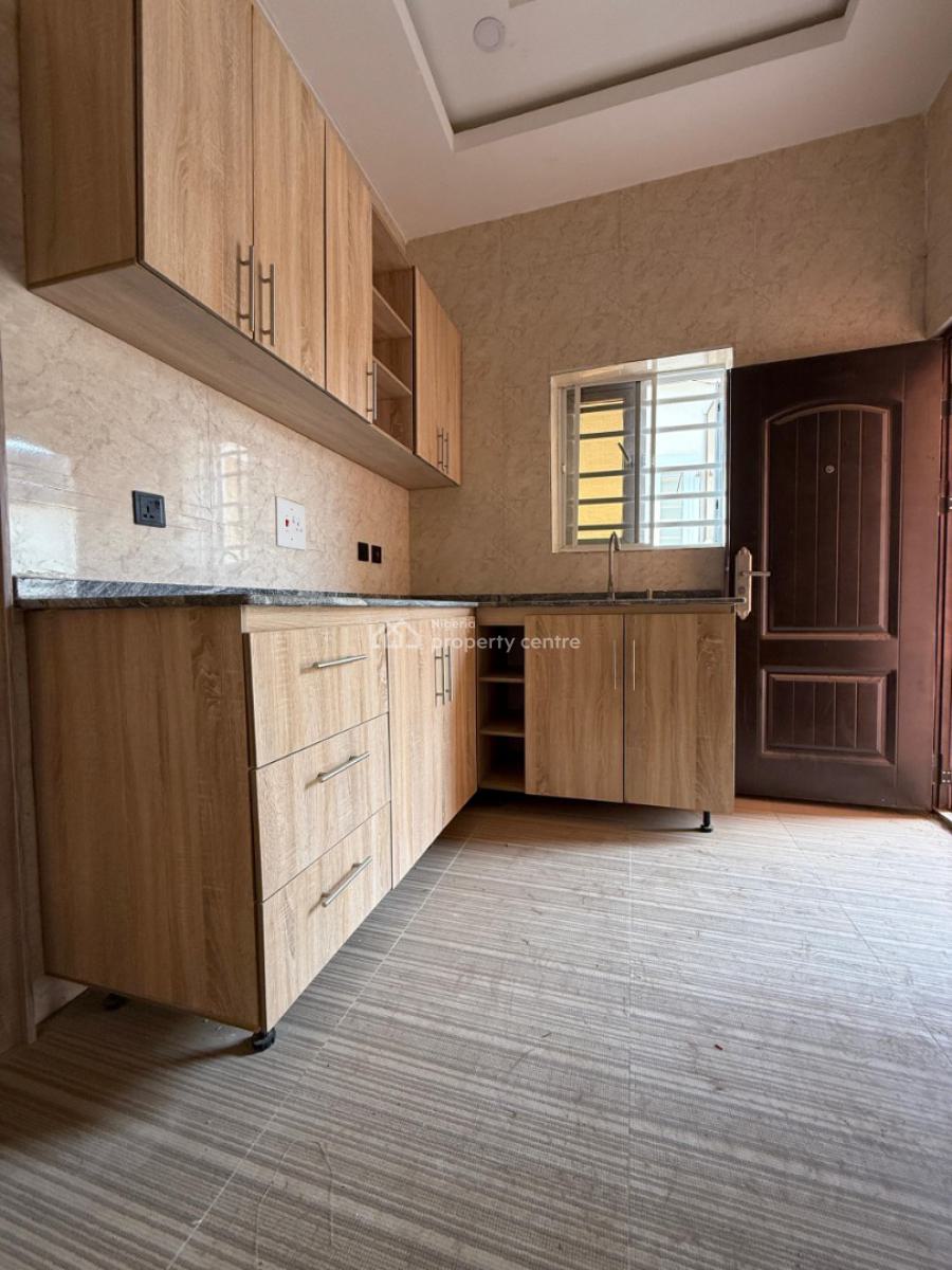 Luxury 2 Bedroom Bungalow, Airforce Estate, Akobo, Ibadan, Oyo, Semi-detached Bungalow for Sale