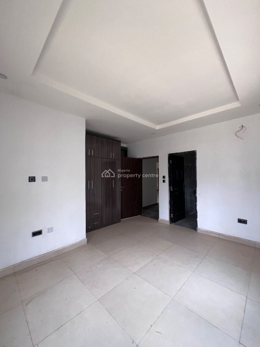 5bedroom with Bq, Gwarimpa Extension, Karsana, Abuja, Flat / Apartment for Sale