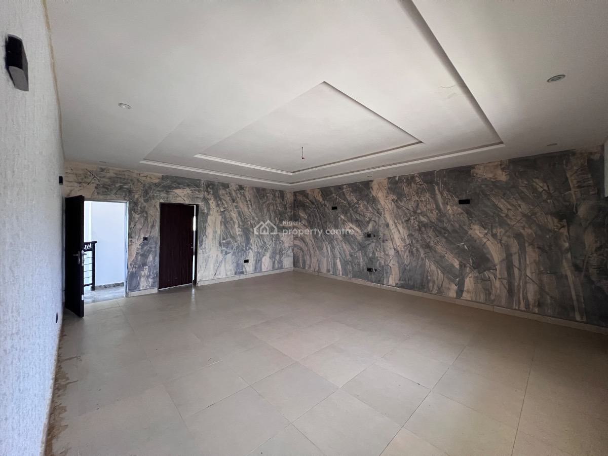 5bedroom with Bq, Gwarimpa Extension, Karsana, Abuja, Flat / Apartment for Sale