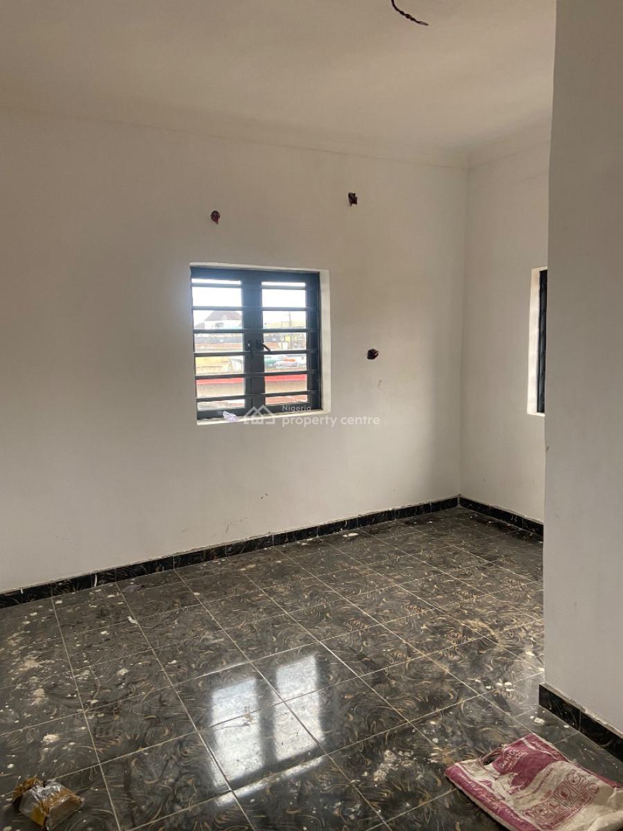 Executive and Newly Built 2 Bedroom Flat, Bariga, Shomolu, Gbagada, Lagos, Flat / Apartment for Rent