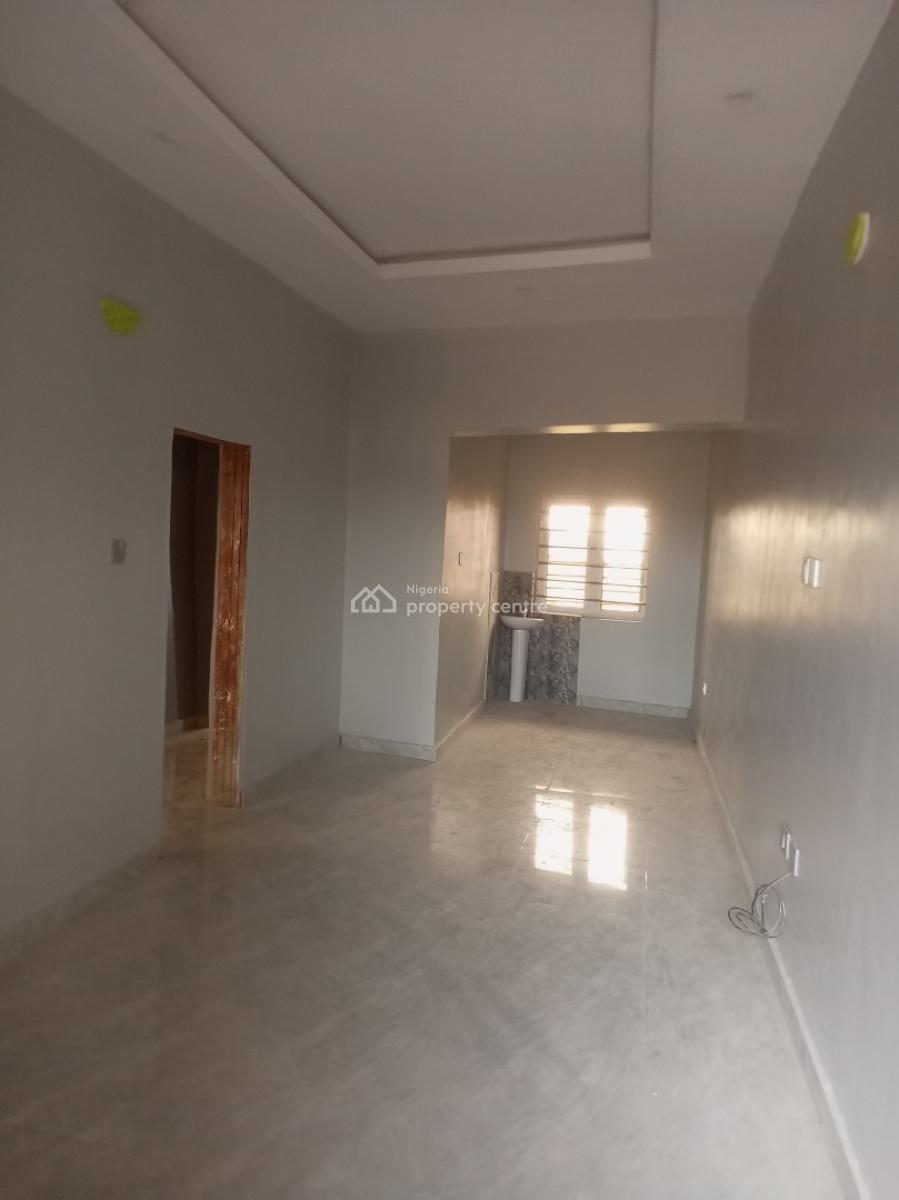 Luxury Newly Built 2 Bedrooms, Transformer, Bucknor Estate, Isolo, Lagos, Flat / Apartment for Rent