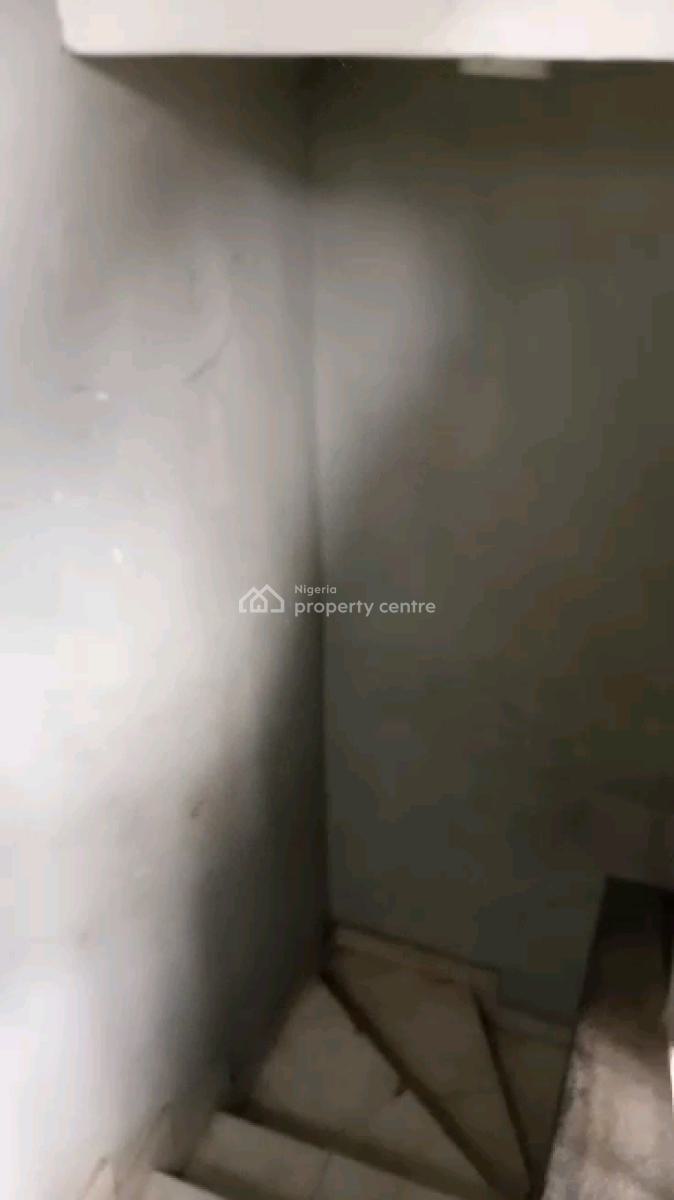 a Very Decent Miniflat, Adekunle, Yaba, Lagos, Mini Flat (room and Parlour) for Rent