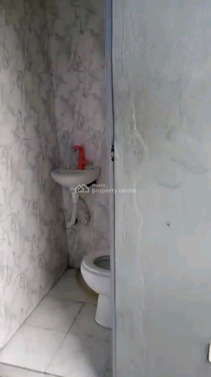 a Very Decent Miniflat, Adekunle, Yaba, Lagos, Mini Flat (room and Parlour) for Rent