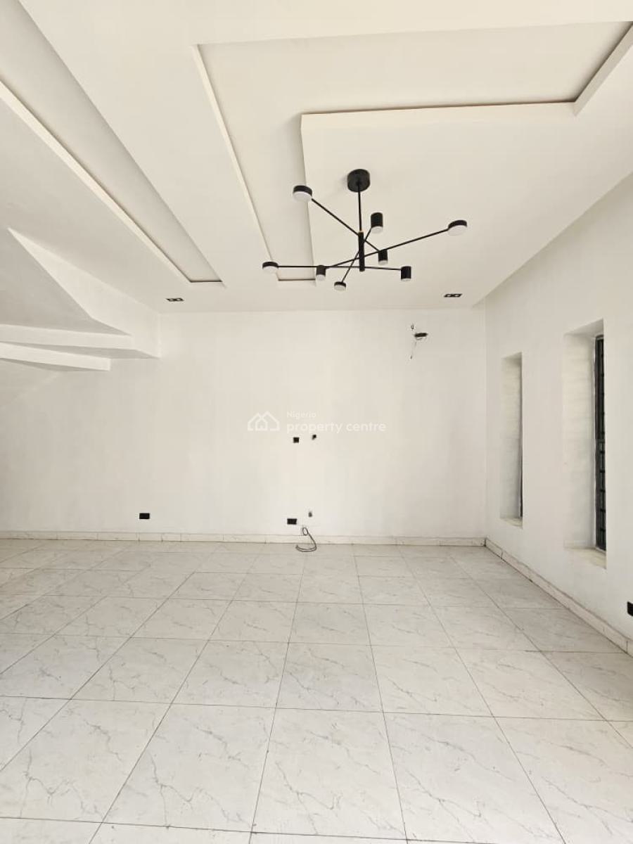 Well-built Spacious 4 Bedroom Semi-detached Duplex with Bq, Orchid Road, Lekki, Lagos, Semi-detached Duplex for Sale