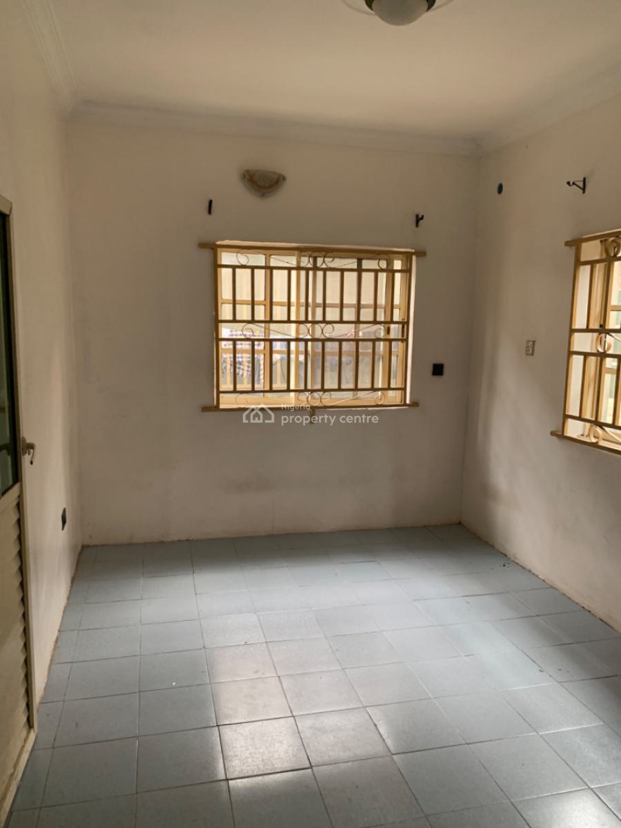 Luxury 3 Bedroom Flat, Gra Phase 1, Magodo, Lagos, Flat / Apartment for Rent