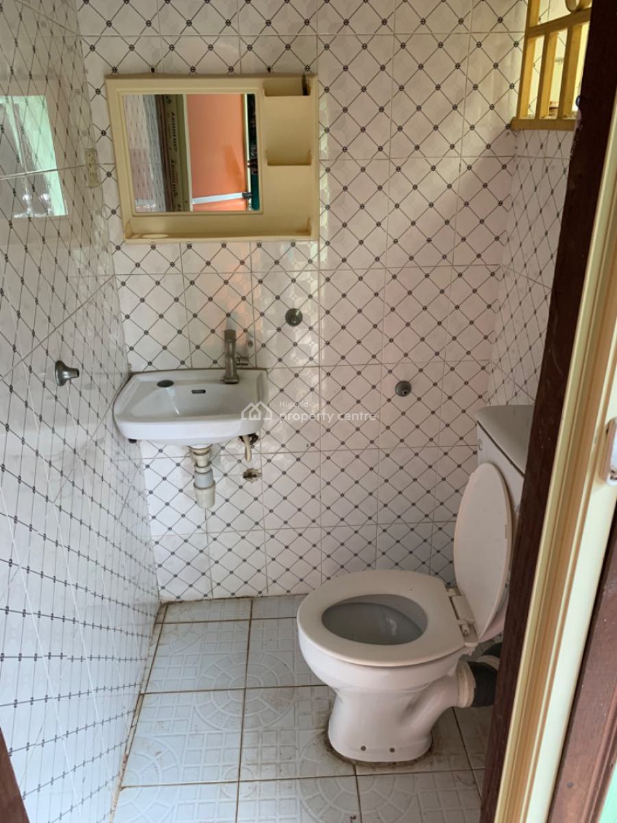 Luxury 3 Bedroom Flat, Gra Phase 1, Magodo, Lagos, Flat / Apartment for Rent