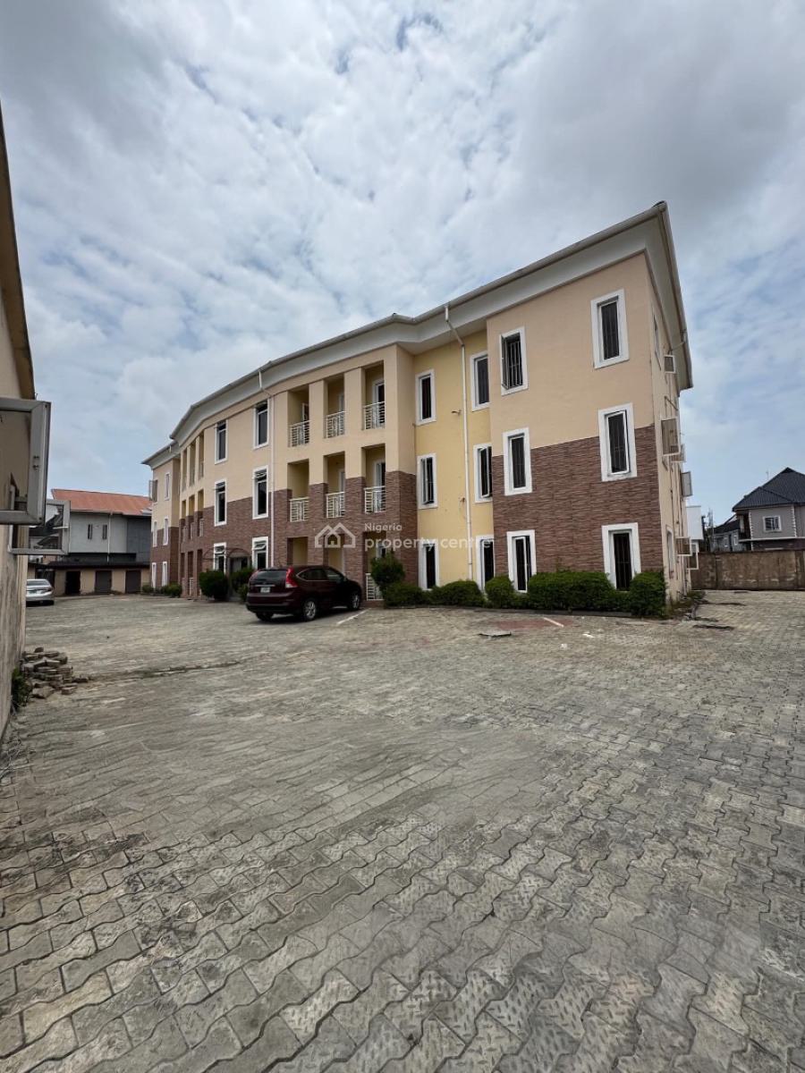 3 Bedrooms Apartment with Bq Available, Sangotedo, Lekki, Lagos, Flat / Apartment for Rent