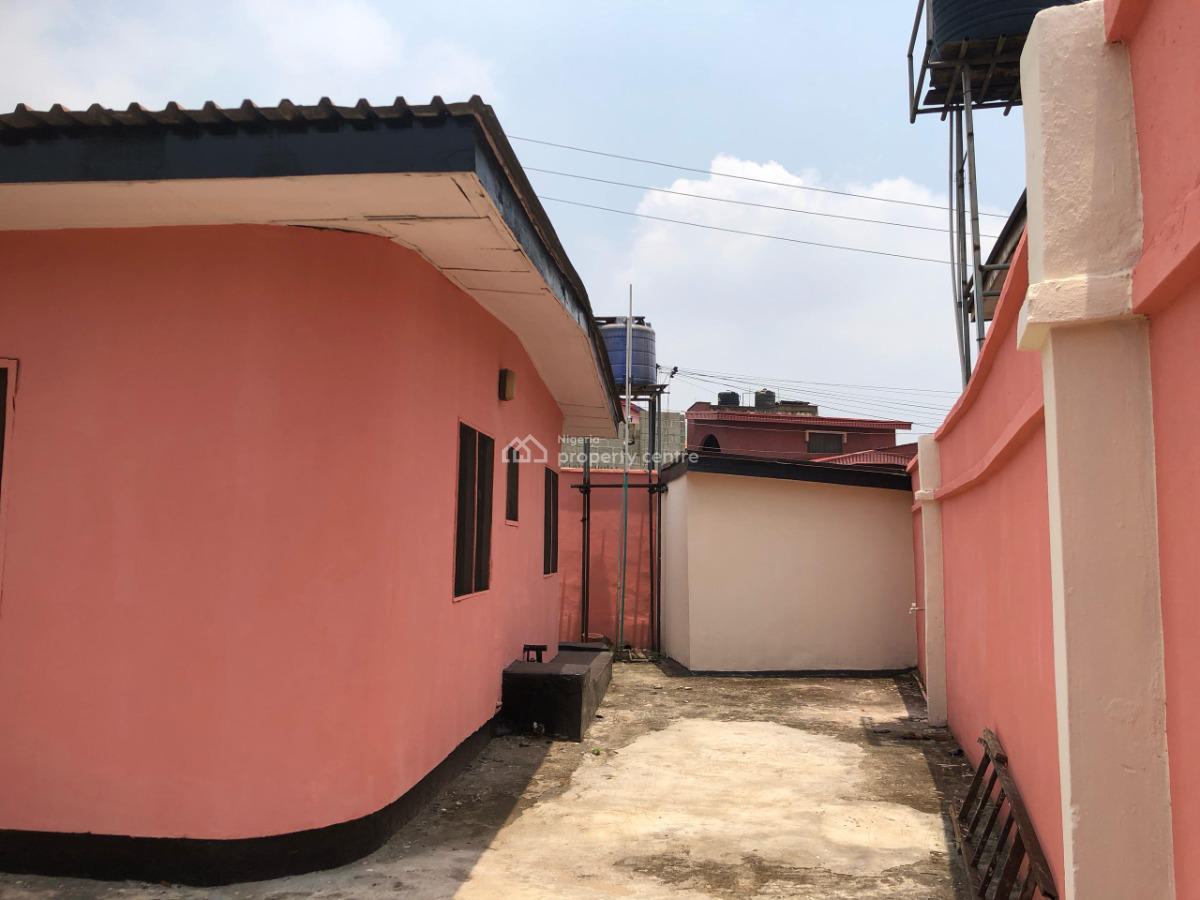 Spacious 3 Bedrooms Bungalow with Ample Compound Space, Gated and Secured Estate, Gbagada, Lagos, Detached Bungalow for Rent