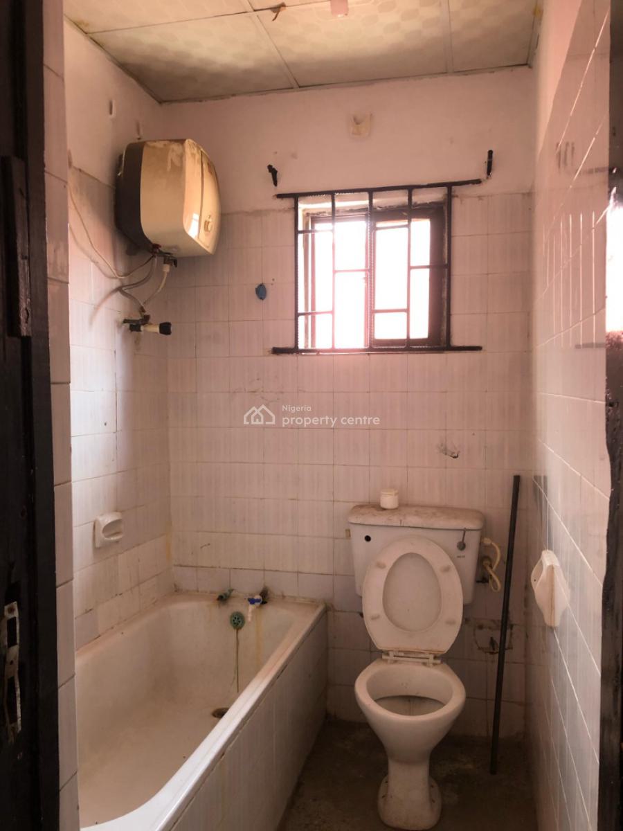 Spacious 3 Bedrooms Bungalow with Ample Compound Space, Gated and Secured Estate, Gbagada, Lagos, Detached Bungalow for Rent