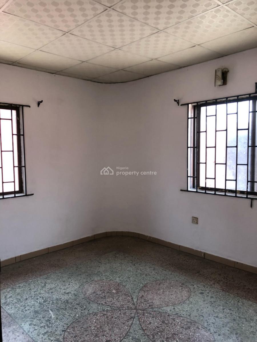 Spacious 3 Bedrooms Bungalow with Ample Compound Space, Gated and Secured Estate, Gbagada, Lagos, Detached Bungalow for Rent