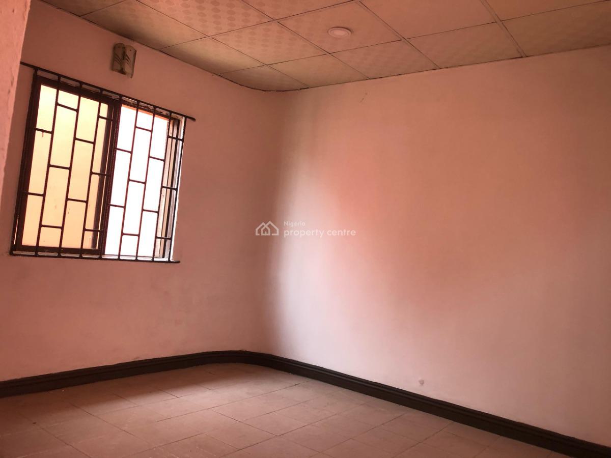 Spacious 3 Bedrooms Bungalow with Ample Compound Space, Gated and Secured Estate, Gbagada, Lagos, Detached Bungalow for Rent