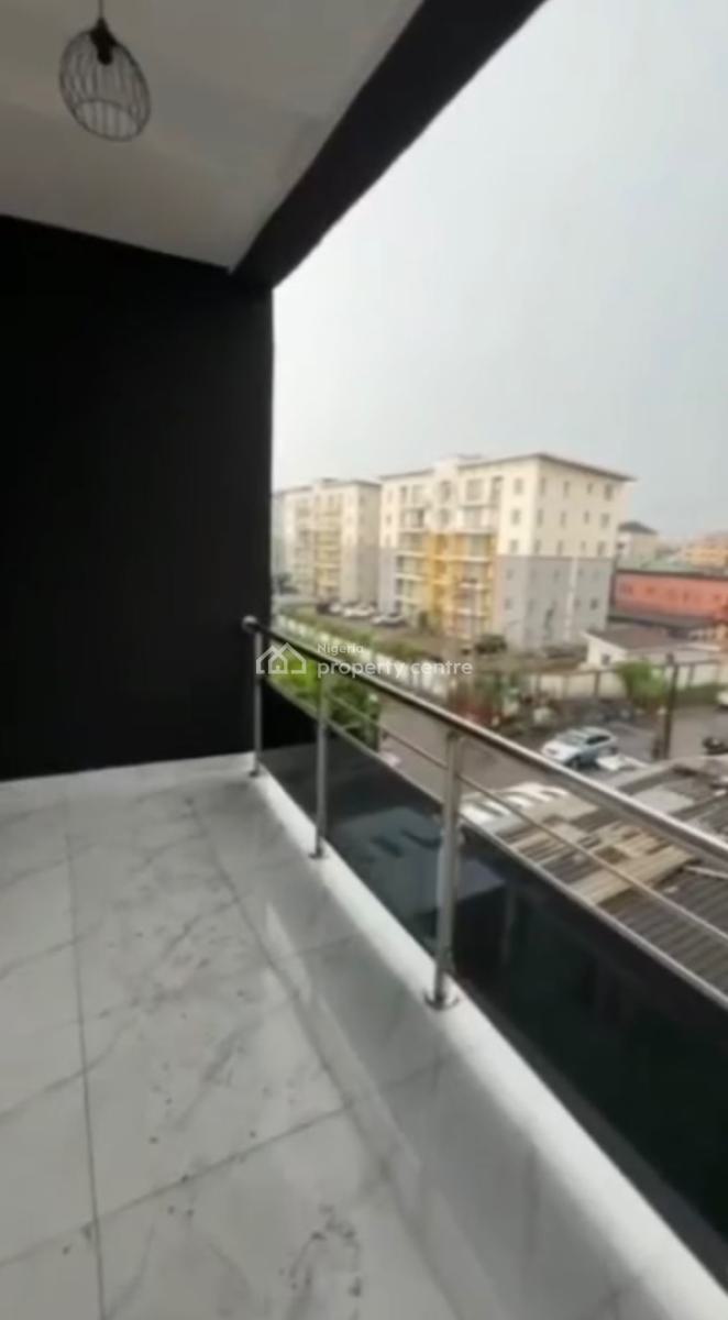 a Standard, Decent 3 Bedrooms Flat, Aguda, Surulere, Lagos, Flat / Apartment for Sale