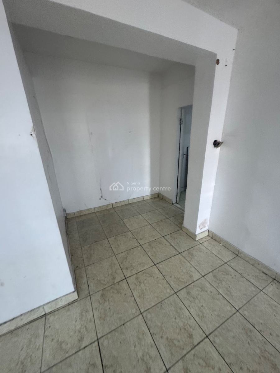 Must Go Today: a Very Spacious and Nice 1 Bedrooms Apartment, Off Admiralty Way, Lekki Phase 1, Lekki, Lagos, Mini Flat (room and Parlour) for Rent