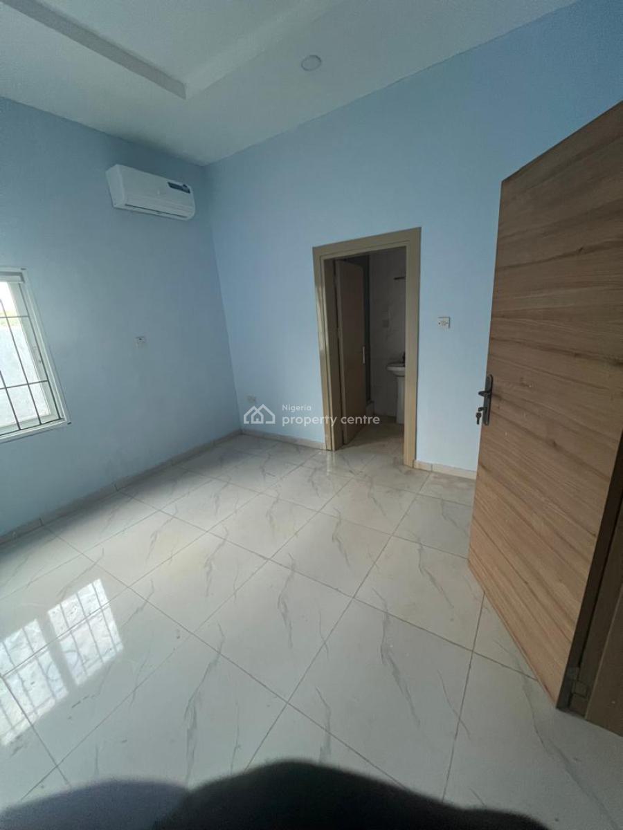 Newly Built 2 Bedrooms Flat, Anthony, Maryland, Lagos, Flat / Apartment for Rent