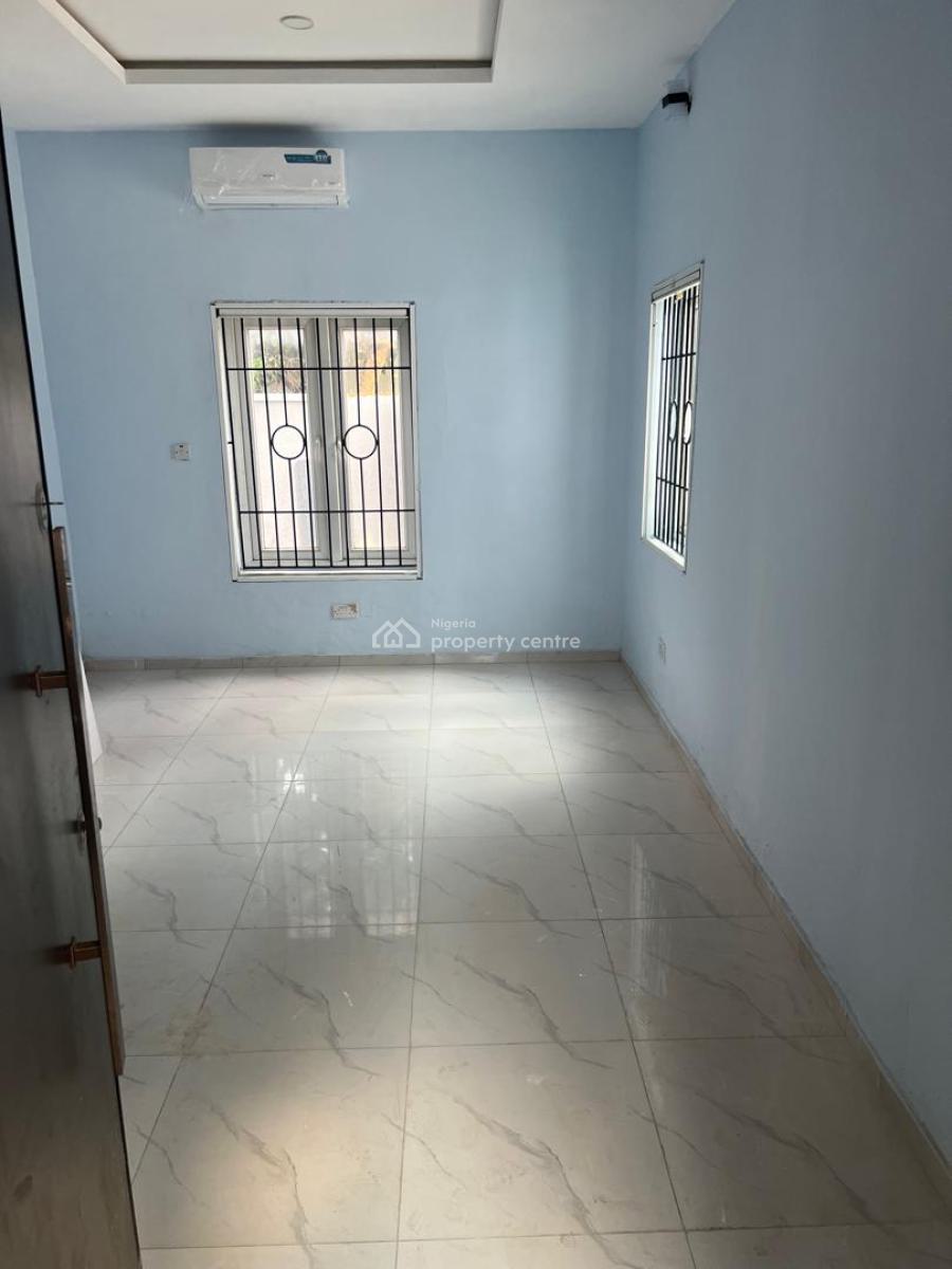Newly Built 2 Bedrooms Flat, Anthony, Maryland, Lagos, Flat / Apartment for Rent