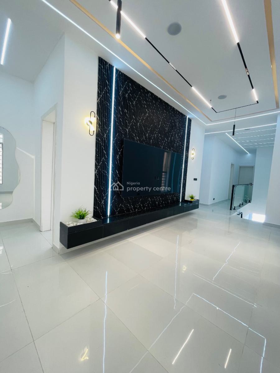 Exquisitely Built 5 Bed Luxury  Detached  Smart Home with Pool, Ologolo, Lekki, Lagos, Detached Duplex for Sale