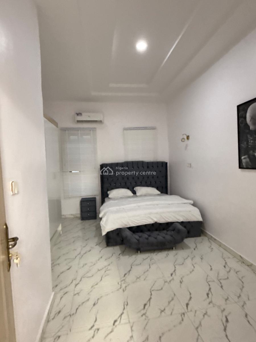 Luxury Shared Room, Chevron Drive, Lekki, Lagos, Mini Flat (room and Parlour) Short Let