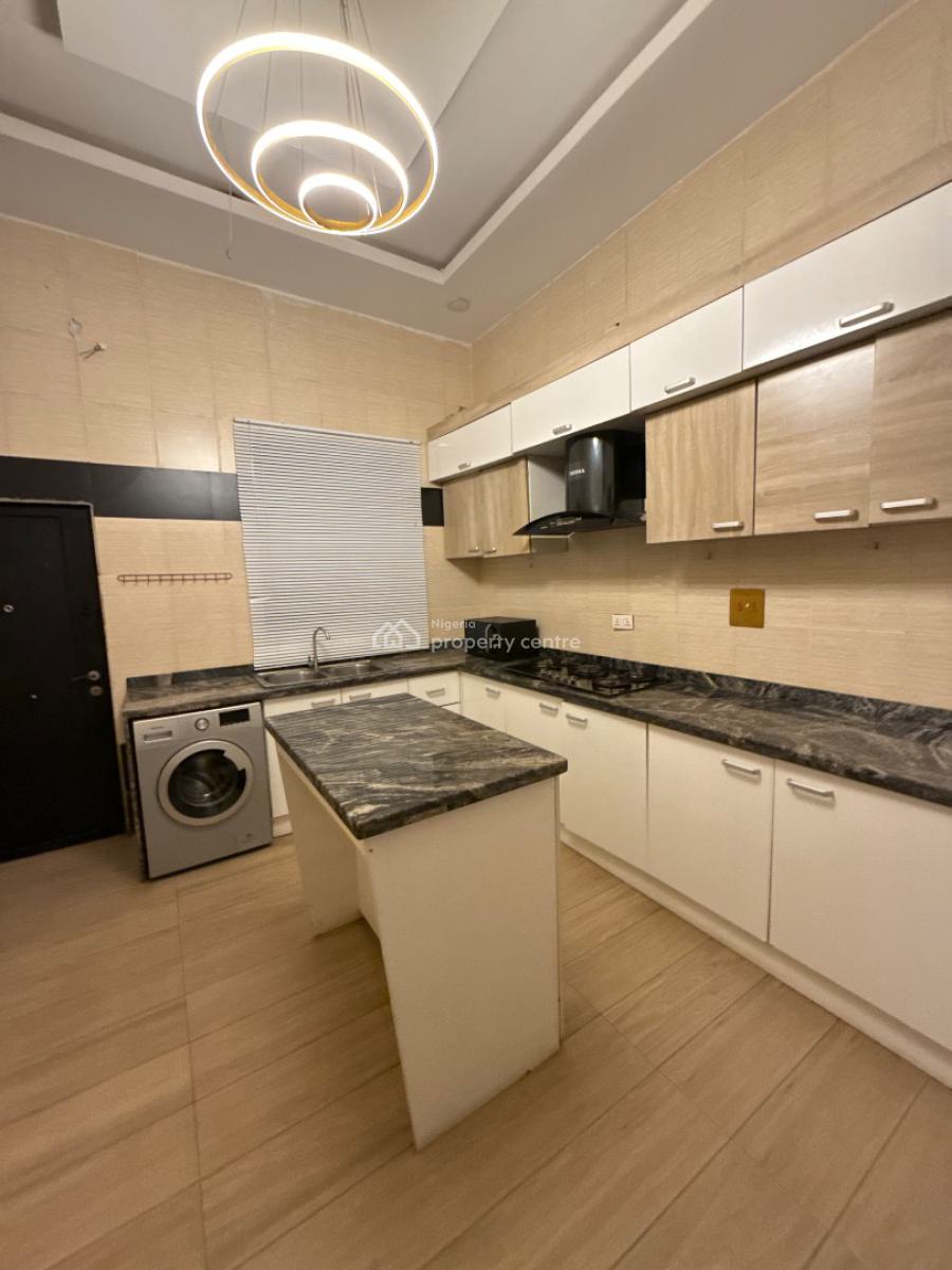 Luxury Shared Room, Chevron Drive, Lekki, Lagos, Mini Flat (room and Parlour) Short Let