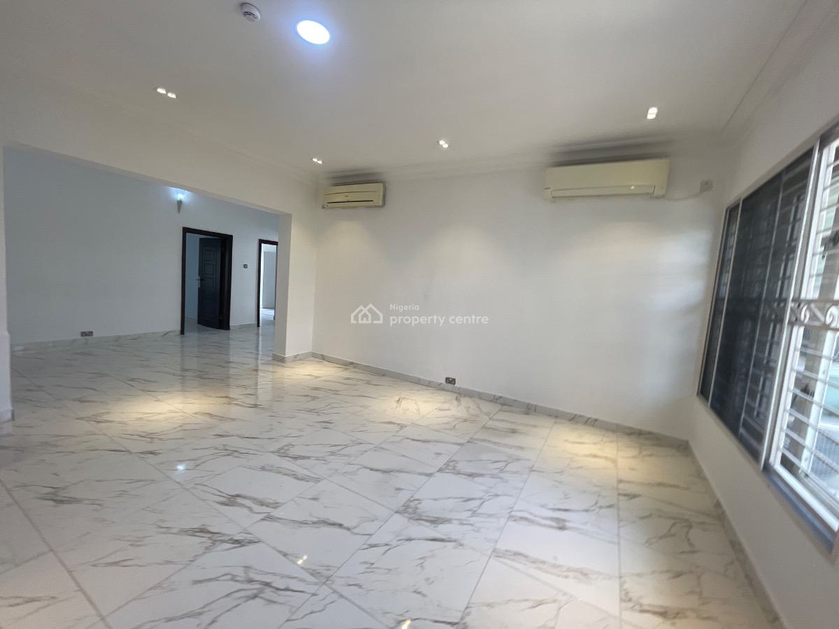 Massive, Very Clean and Well-maintained 3-bedroom Flat Comes with a Bq, Parkview, Ikoyi, Lagos, Flat / Apartment for Rent