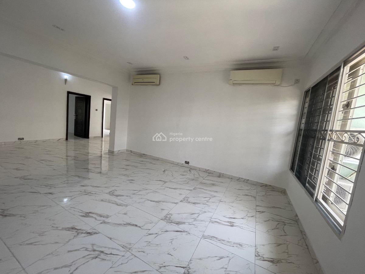 Massive, Very Clean and Well-maintained 3-bedroom Flat Comes with a Bq, Parkview, Ikoyi, Lagos, Flat / Apartment for Rent