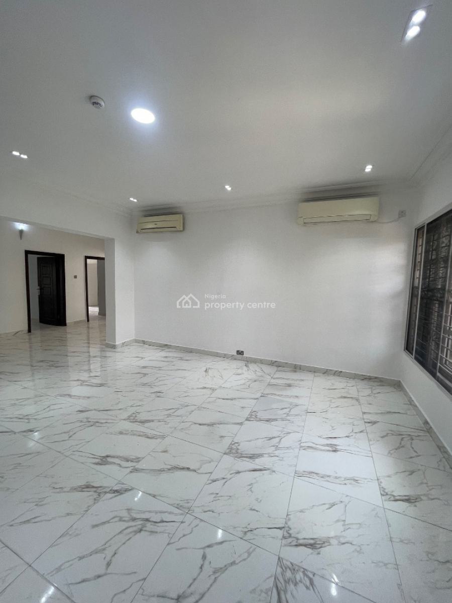Massive, Very Clean and Well-maintained 3-bedroom Flat Comes with a Bq, Parkview, Ikoyi, Lagos, Flat / Apartment for Rent