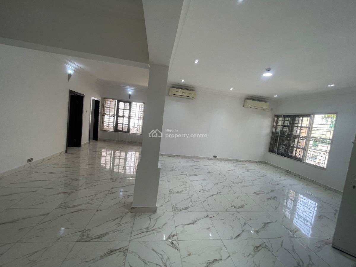 Massive, Very Clean and Well-maintained 3-bedroom Flat Comes with a Bq, Parkview, Ikoyi, Lagos, Flat / Apartment for Rent
