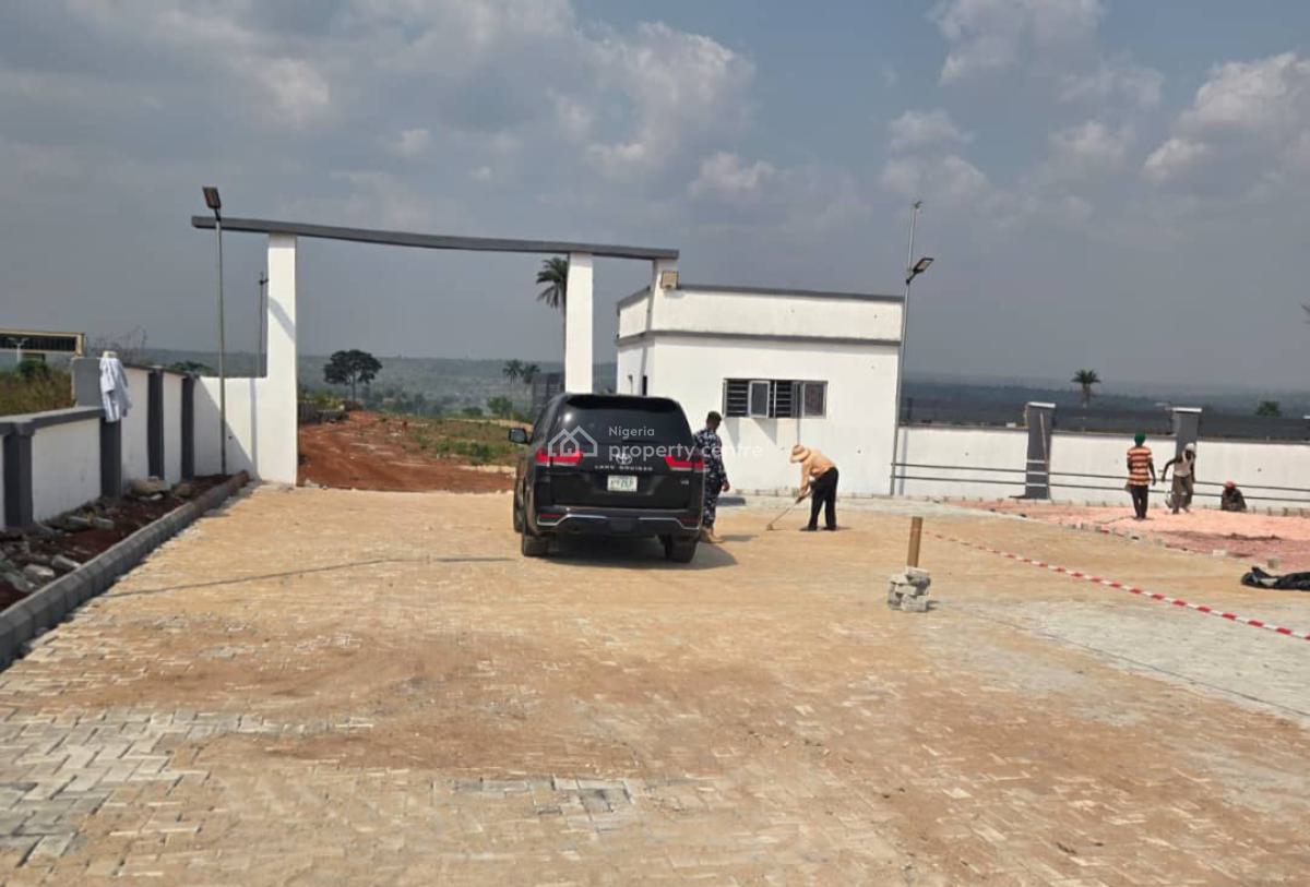 C of O Half, Full Plots and Acres of Land, Directly Facing Asaba - Benin Expressway, Asaba, Delta, Residential Land for Sale
