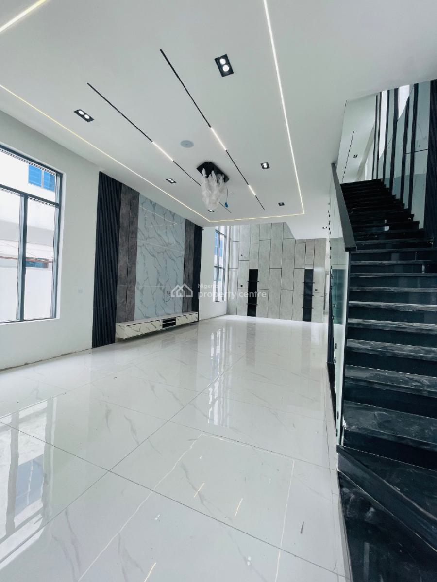 ️ *superlatively Finished 5 Bed Luxury Home with Cinema, Pool, Chevron, Lekki, Lagos, Detached Duplex for Sale