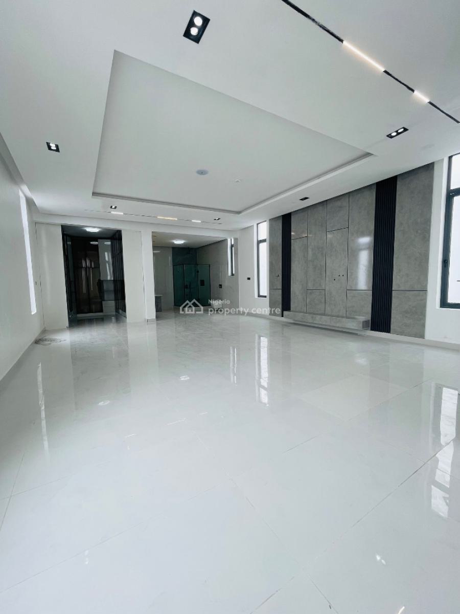 ️ *superlatively Finished 5 Bed Luxury Home with Cinema, Pool, Chevron, Lekki, Lagos, Detached Duplex for Sale