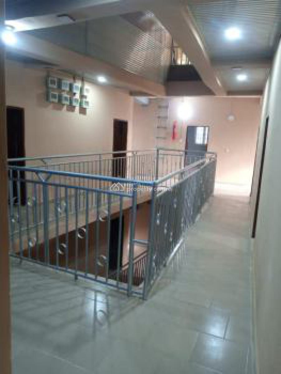 21 Room Selfcon with Cofo, Agbowo Area Close to University of Ibadan, Ibadan North, Oyo, Block of Flats for Sale