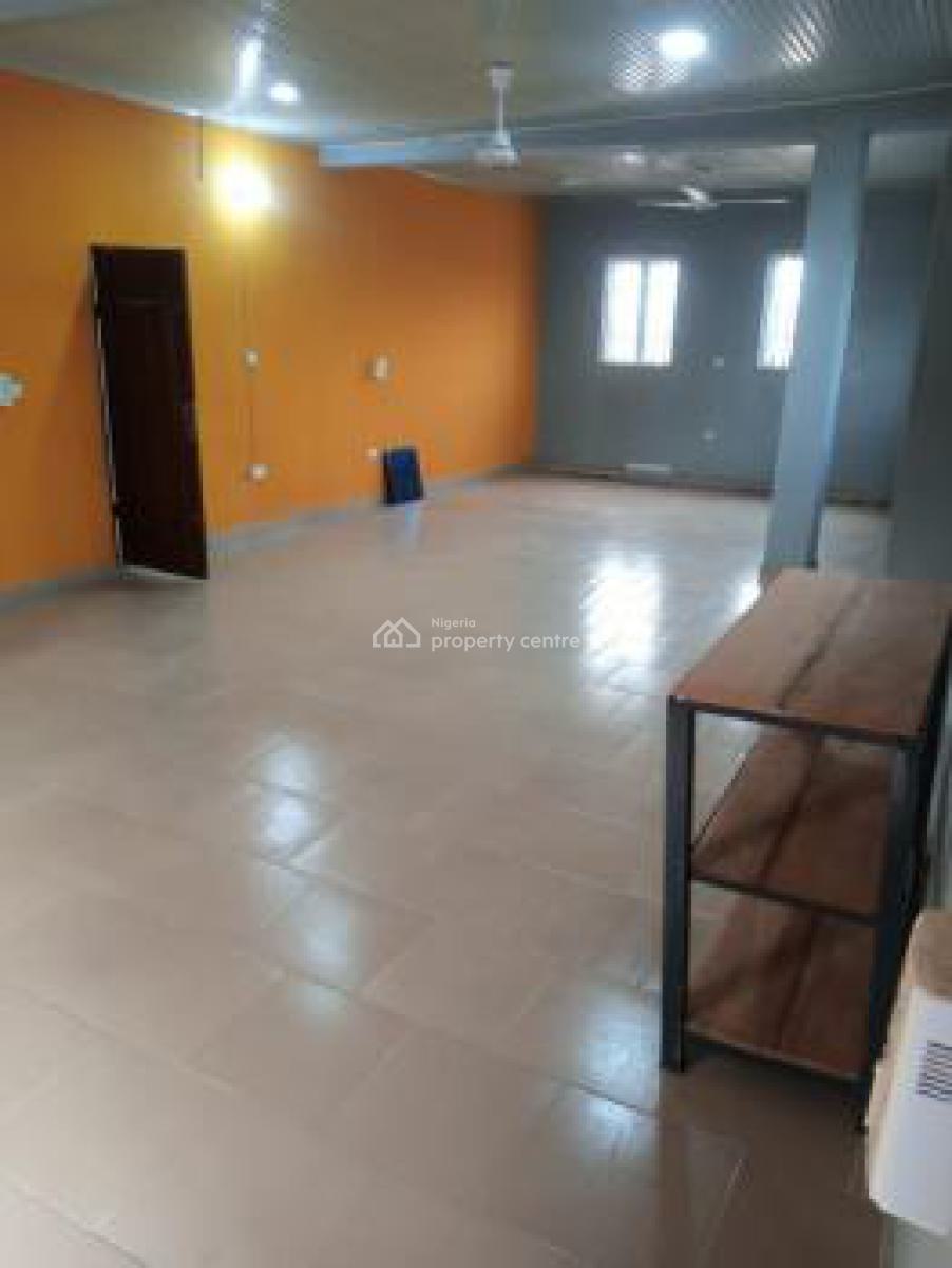21 Room Selfcon with Cofo, Agbowo Area Close to University of Ibadan, Ibadan North, Oyo, Block of Flats for Sale
