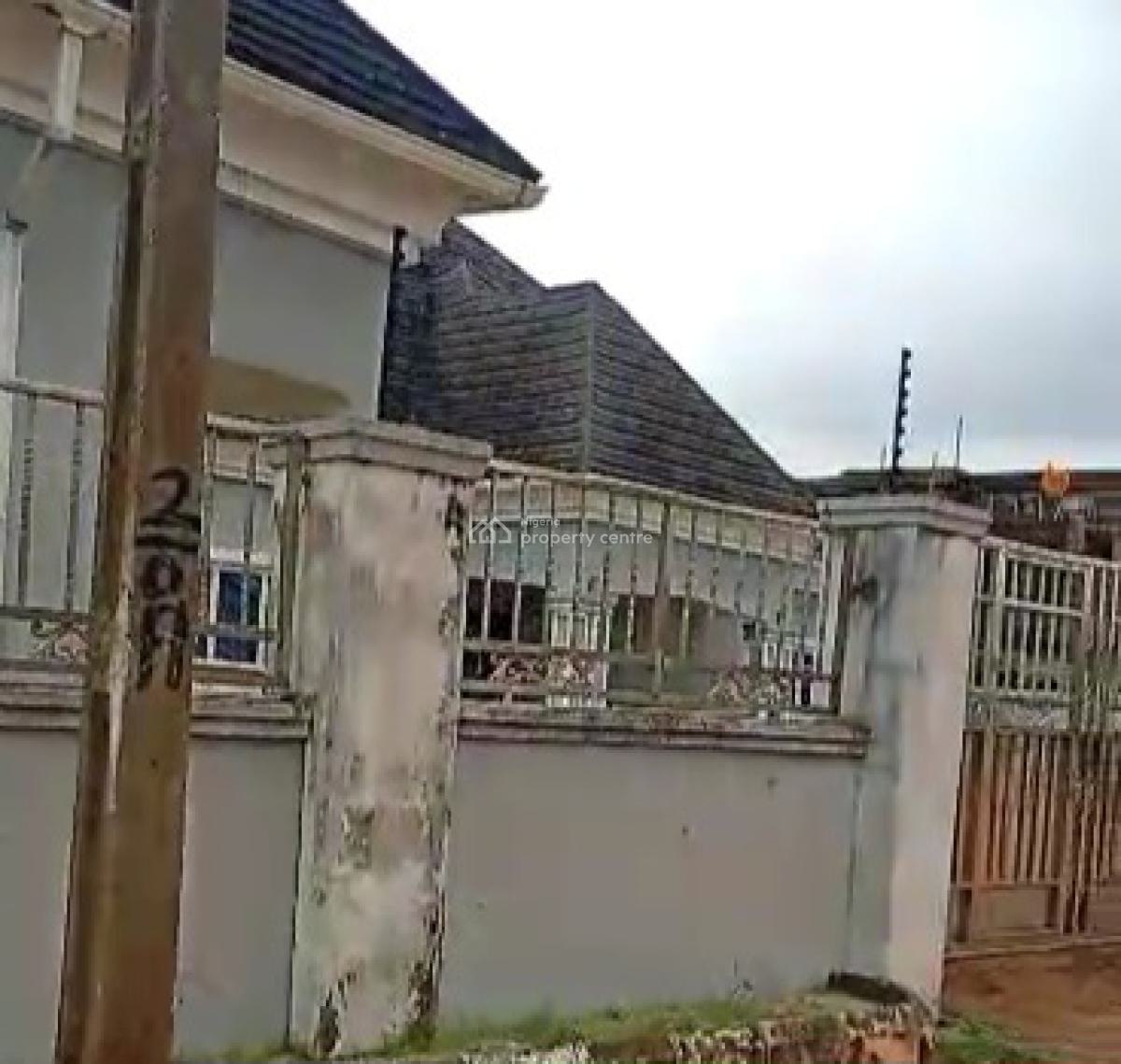 4 Masters Bedroom Bungalow & 2bedroom Bq, 100ft By 110ft Land, Amagba Road, Gra, Benin City, Benin, Oredo, Edo, Detached Bungalow for Sale