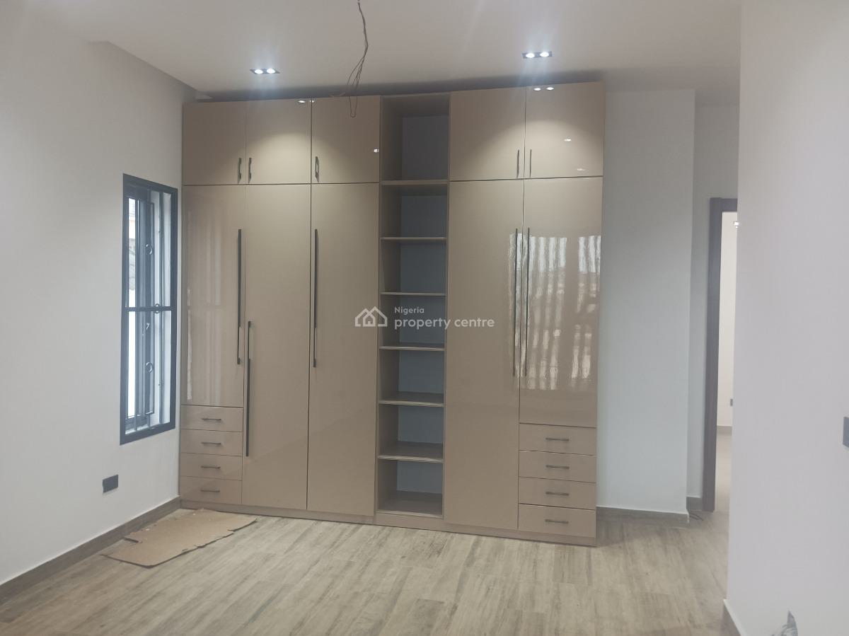 Luxury Finished 4 Bedrooms Terraced House, Off Bashiru Shittu Avenue, Gra Phase 2, Magodo, Lagos, Terraced Duplex for Sale
