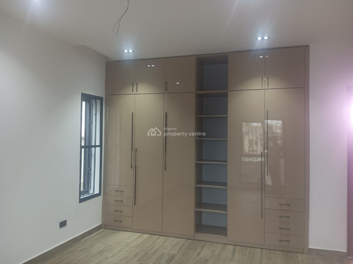 Luxury Finished 4 Bedrooms Terraced House, Off Bashiru Shittu Avenue, Gra Phase 2, Magodo, Lagos, Terraced Duplex for Sale